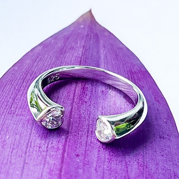 NWOT Sterling Silver Clear U Shaped Clear CZ Eternity - Picture 6 of 6